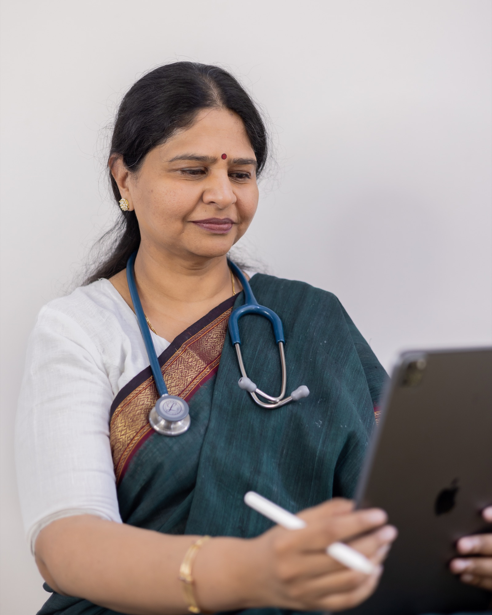 Dr. Sudha Sinha, Medical Oncologist & Hematologist, Hyderabad